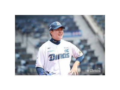 김휘건 팔꿈치 수술로 휴식 결정 NC 팬들 걱정