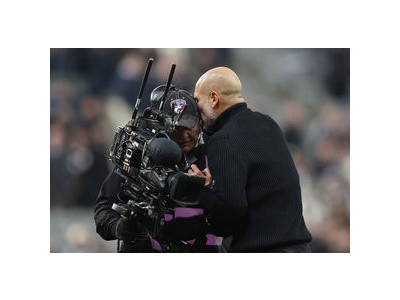 Pep 과르디올라 뉴캐슬전 충돌 사과에 팬들 반응 뜨거움